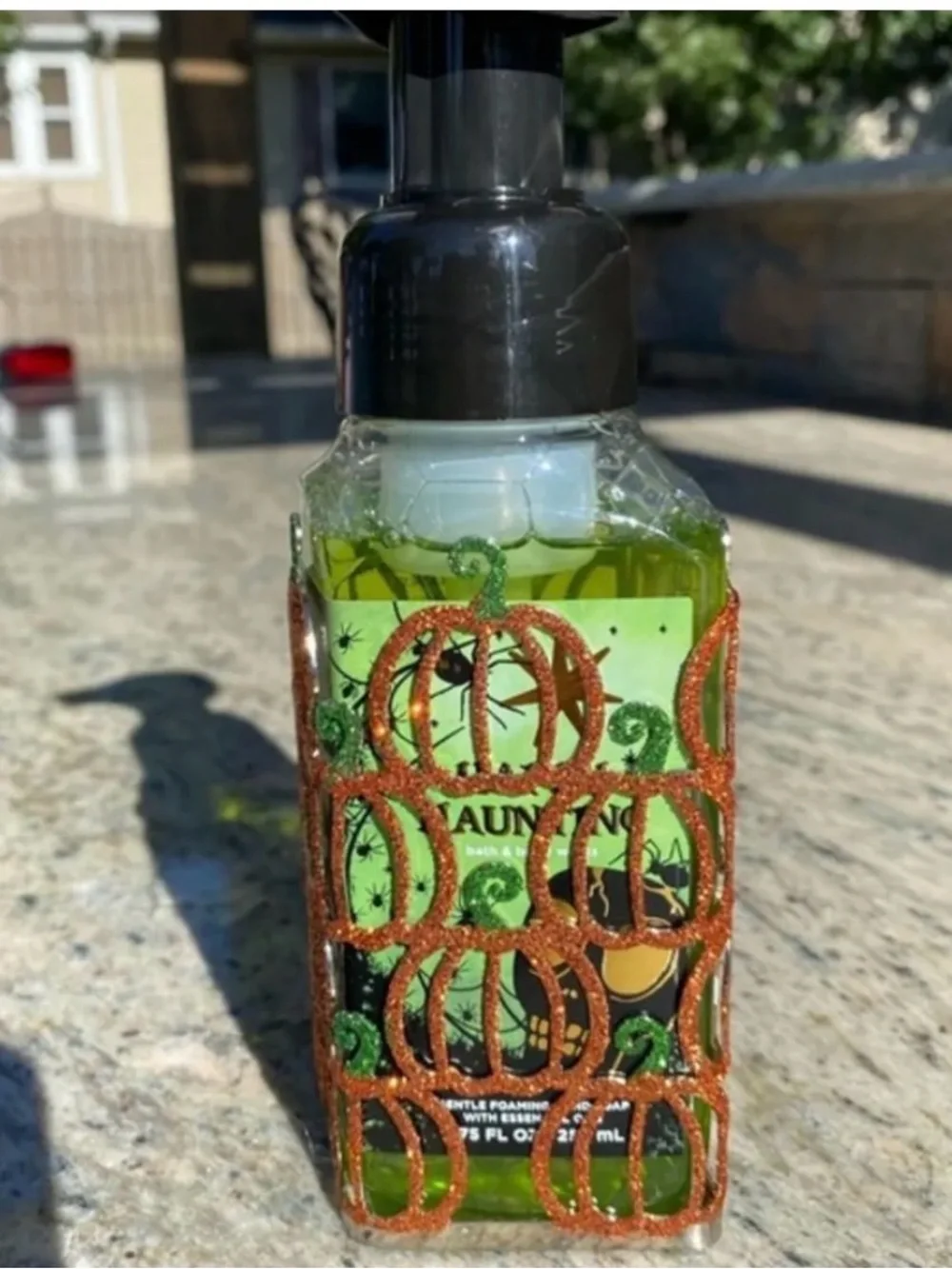 2 BATH & BODY WORKS GLITTER FALL HOLLOWEEN PUMPKIN FOAMING HAND SOAP SLEEVE HOLD